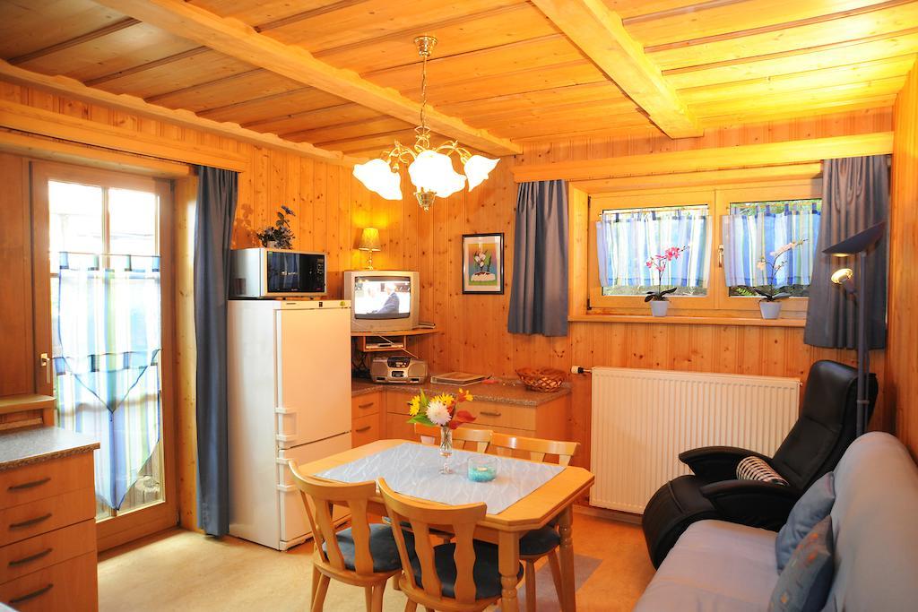 Maurer Ferienwohnungen Bodenmais Ruang foto